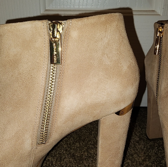 Michael Kors boots - Picture 4 of 6